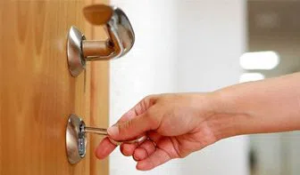 Metro Master Locksmith Norwalk, CA 562-263-5450 Metro Master Locksmith Norwalk, CA 562-263-5450 - 13-Re-Key-Locks